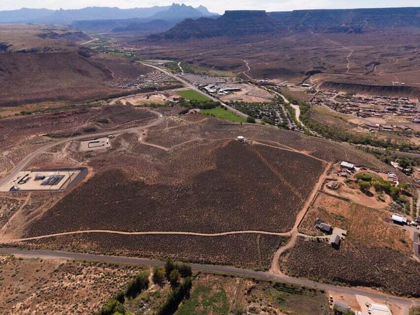 Photo of Null/Parc Pocketville RD, Virgin, UT 84779 (MLS # 118479)