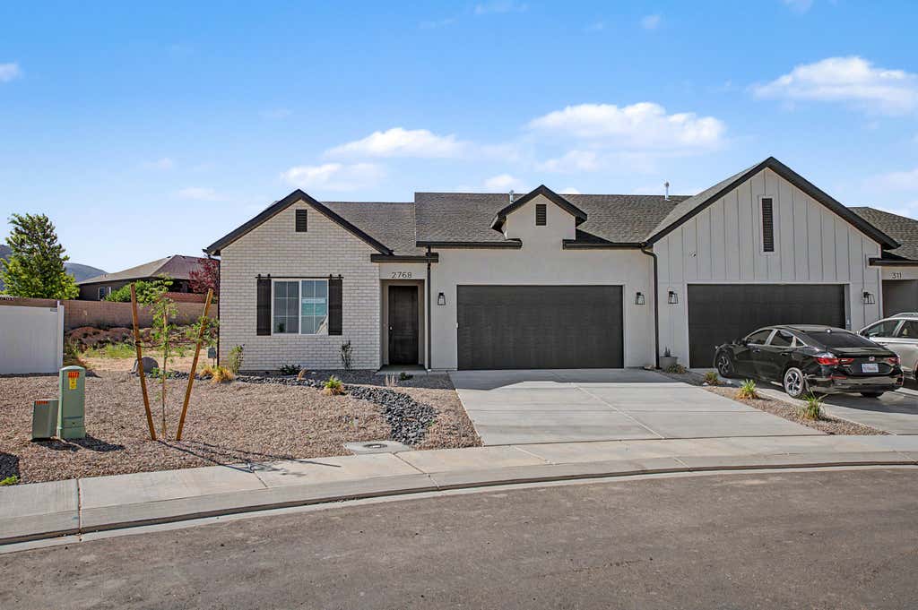 Photo of 2768 N Rosie Lp LOOP, Cedar City, UT 84721 (MLS # 117395)