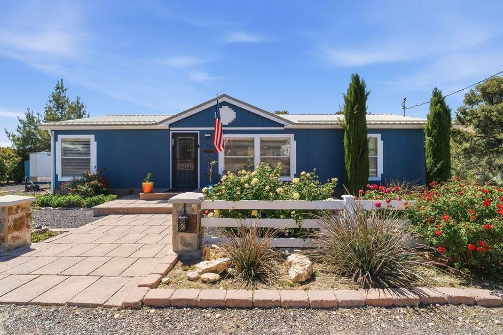 Photo of 327 N Lodge RD, Central, UT 84722 (MLS # 116230)