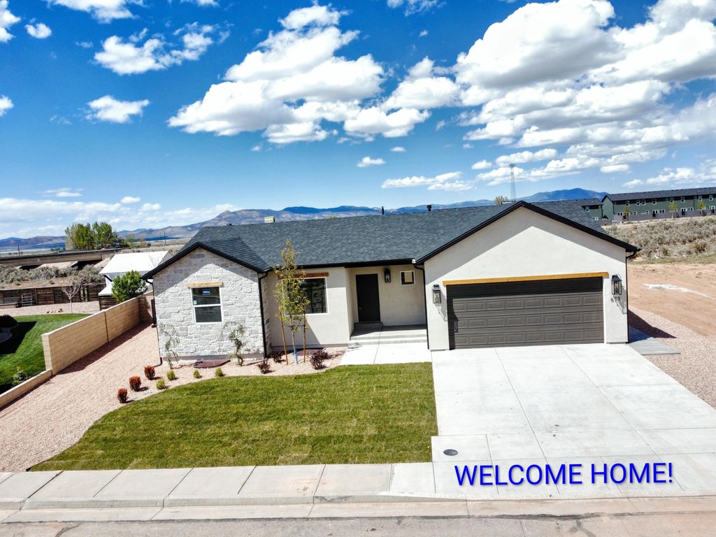Photo of 678 W 325 N, Parowan, UT 84761 (MLS # 116020)