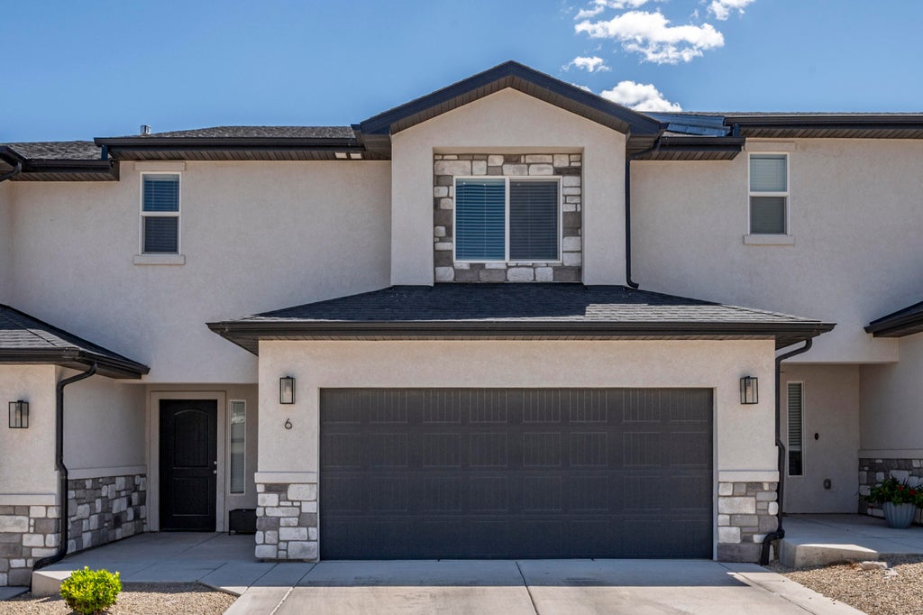 Photo of 668 E Fiddlers Cove DR #6, Cedar City, UT 84721 (MLS # 116984)