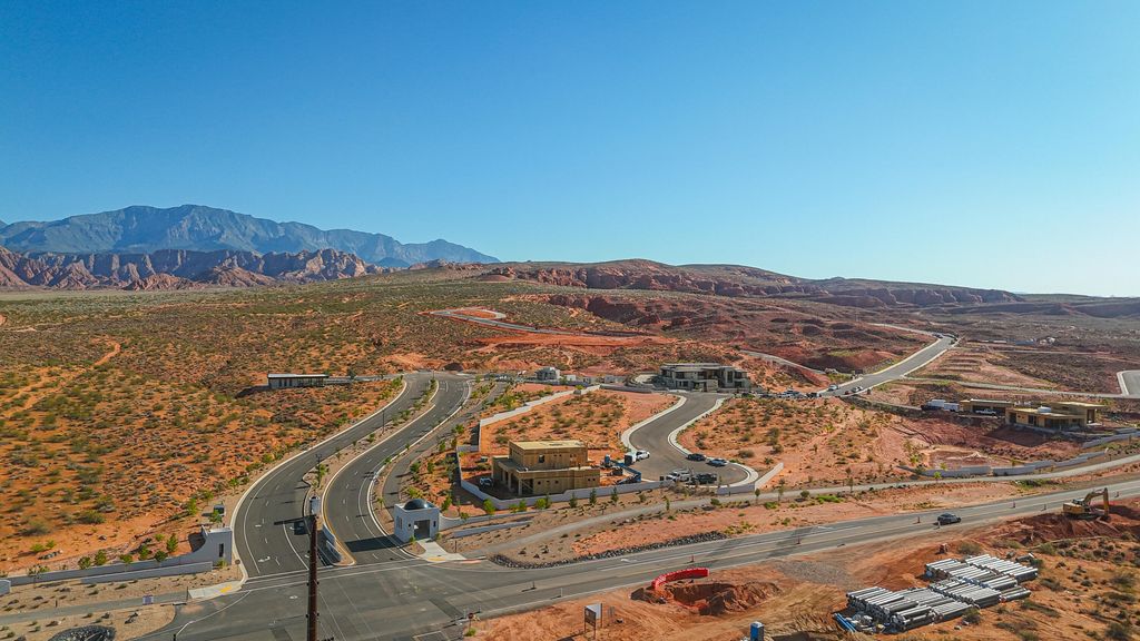 Photo of 238 E Altozano RD, Washington, UT 84780 (MLS # 113243)