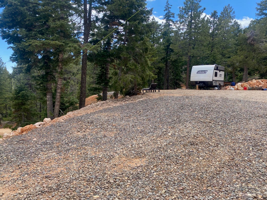 Photo of 1395 W Canyon Breeze DR, Duck Creek Village, UT 84762 (MLS # 116555)