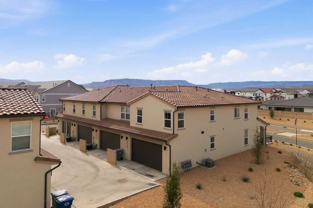 Photo of 5969 S Carnelian Parkway, Saint George, UT 84790 (MLS # 115718)