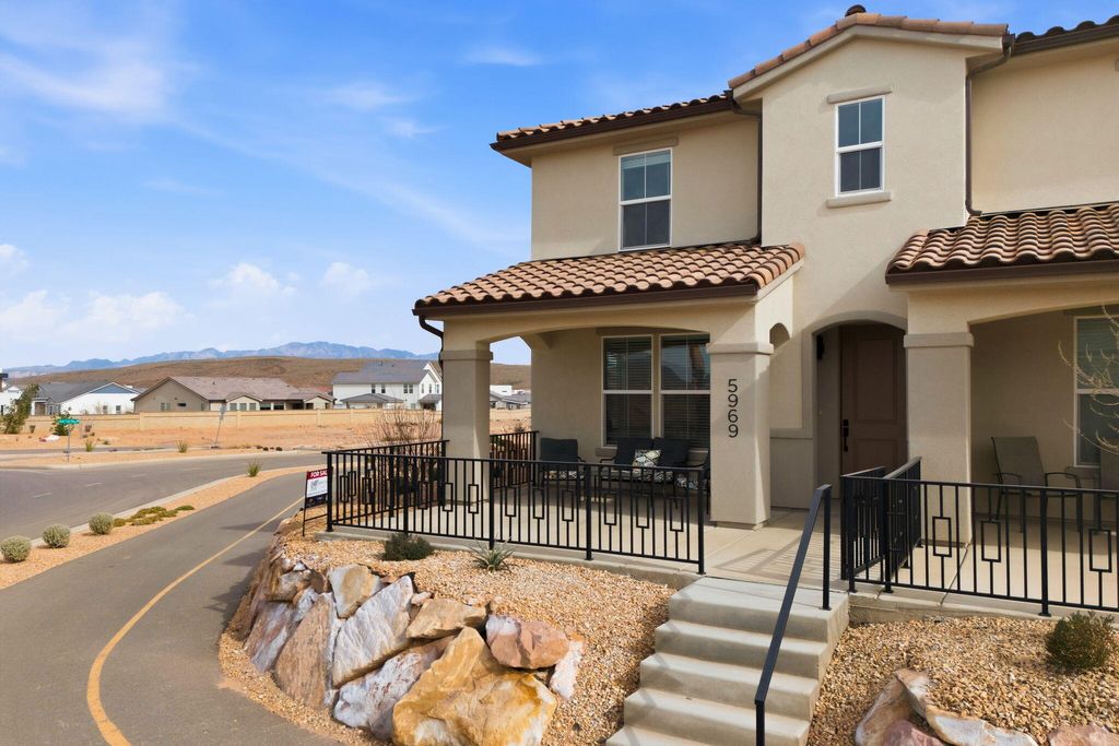 Photo of 5969 S Carnelian Parkway, Saint George, UT 84790 (MLS # 115718)
