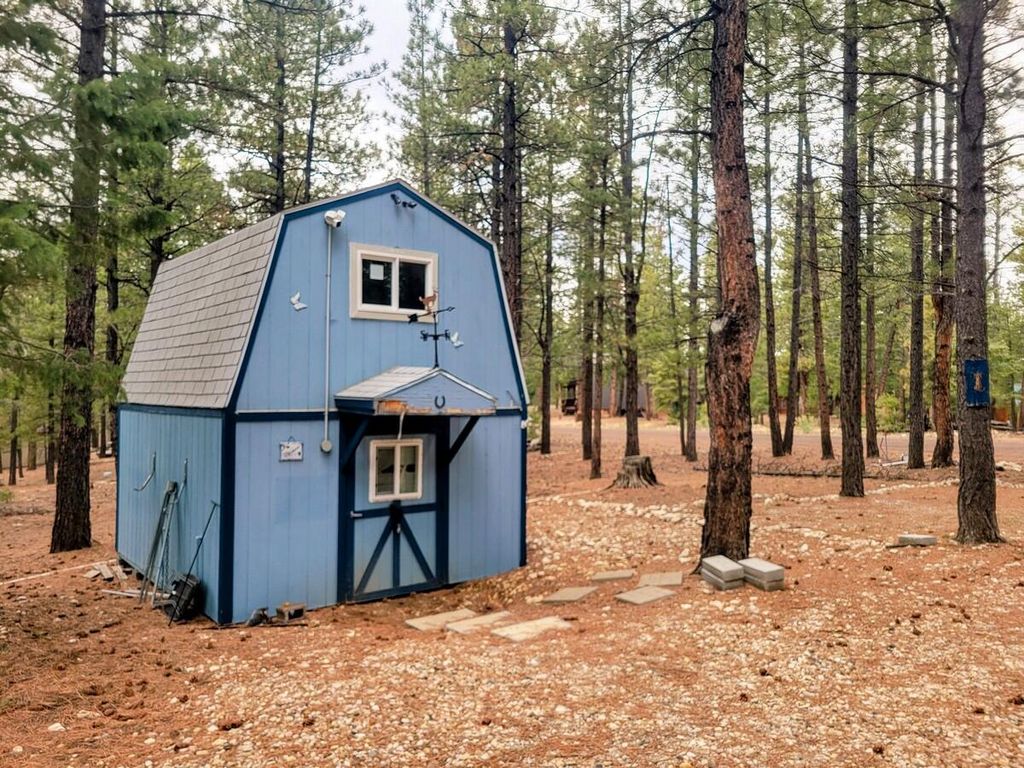 Photo of 32703250 E Rock Chuck RD, Duck Creek Village, UT 84762 (MLS # 111254)