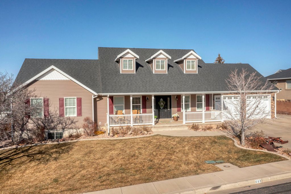 Photo of 693 E Red Cedar DR, Cedar City, UT 84721 (MLS # 114616)