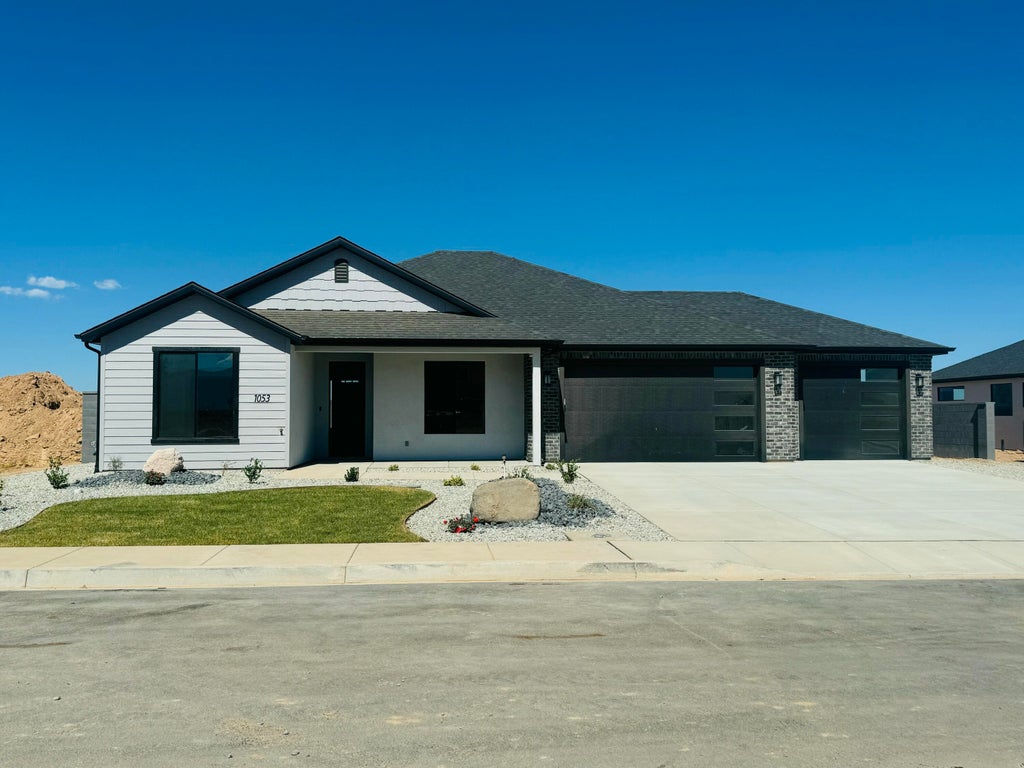 Photo of 1091 N Olesia ST, Cedar City, UT 84721 (MLS # 118529)