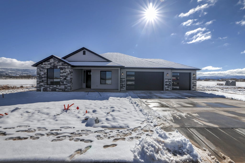 Photo of 1091 N Olesia ST, Cedar City, UT 84721 (MLS # 118529)
