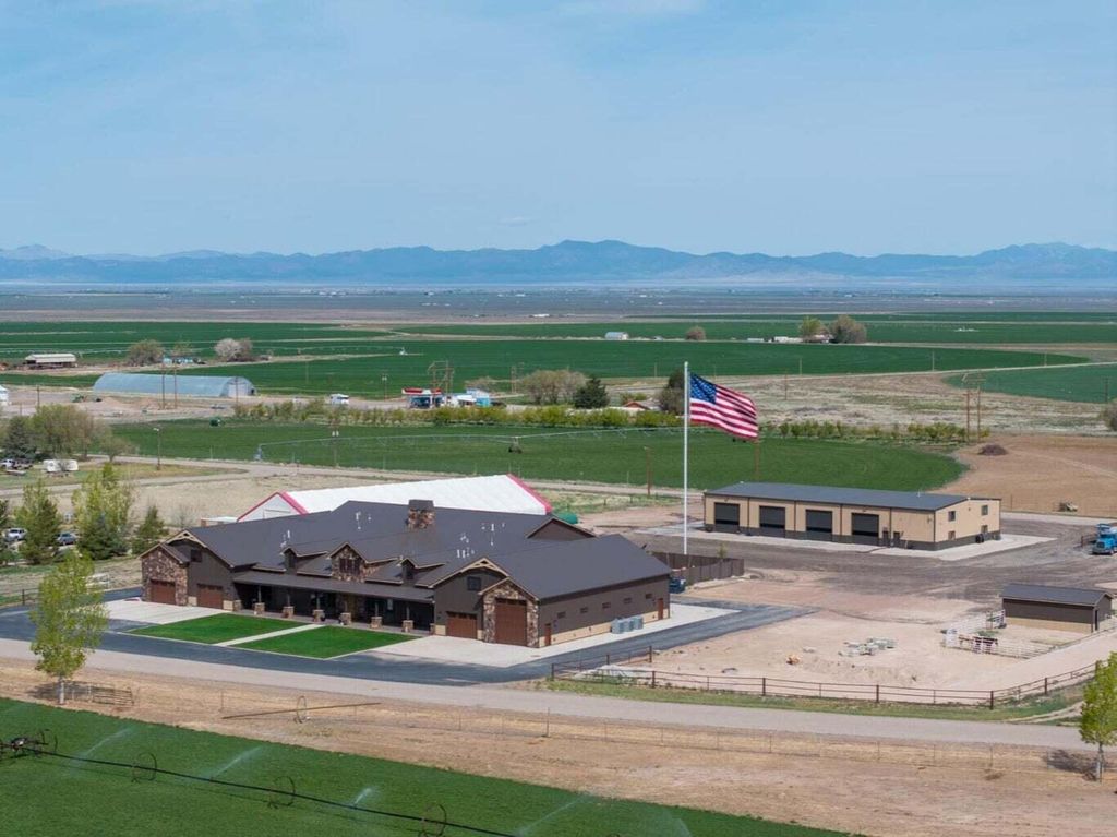 Photo of 169 E 100 N, Newcastle, UT 84756 (MLS # 115921)