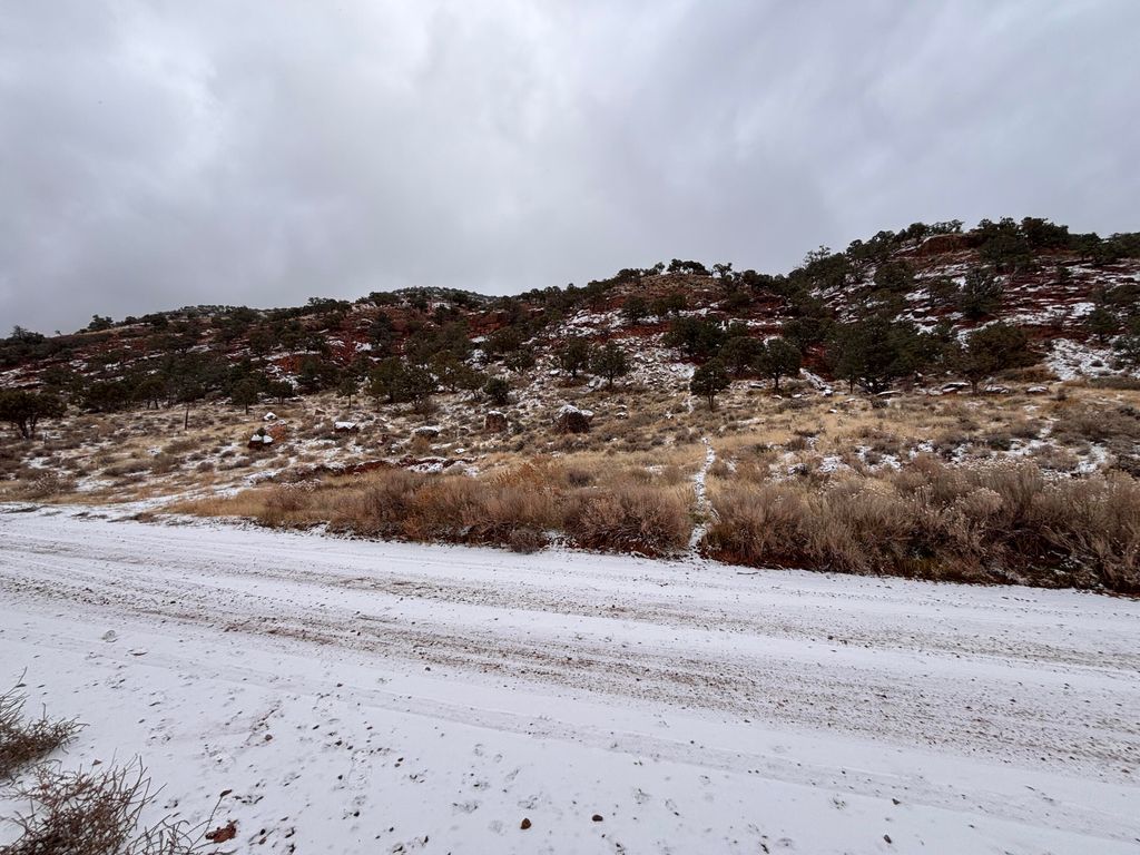 Photo of 1462 1478, 1492 N Foothill DR, Paragonah, UT 84760 (MLS # 113993)