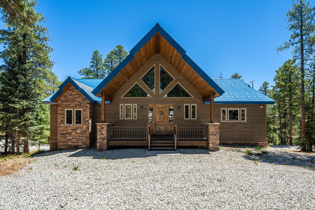 Photo of 1820 N Strawberry Ridge RD, Duck Creek Village, UT 84762 (MLS # 112481)