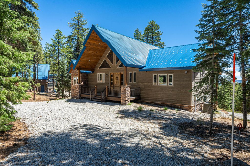 Photo of 1820 N Strawberry Ridge RD, Duck Creek Village, UT 84762 (MLS # 112481)