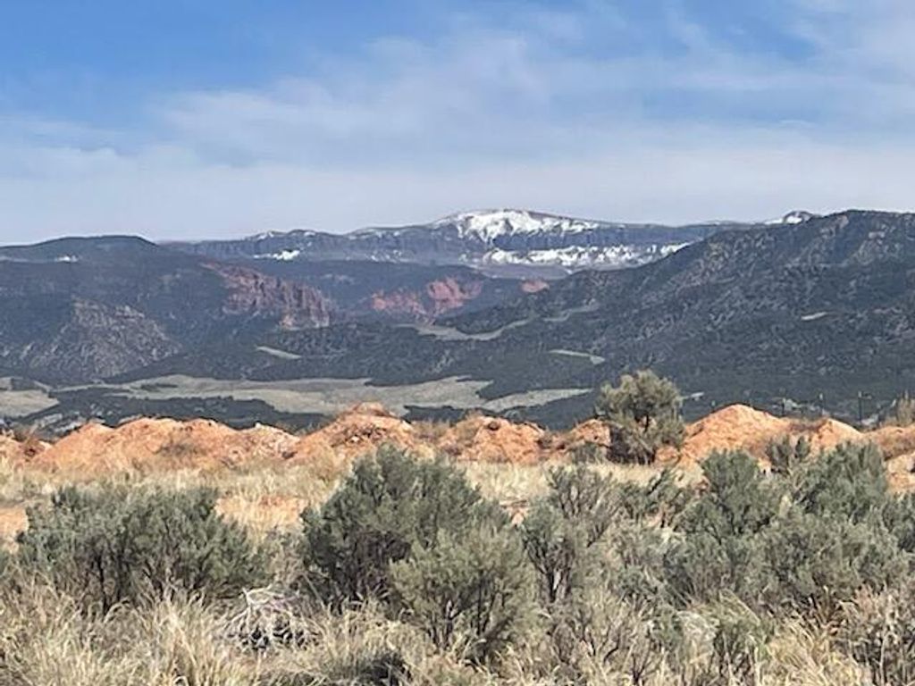 Photo of Lot 3 Summit Valley Ranchos, Parowan, UT 84761 (MLS # 110908)