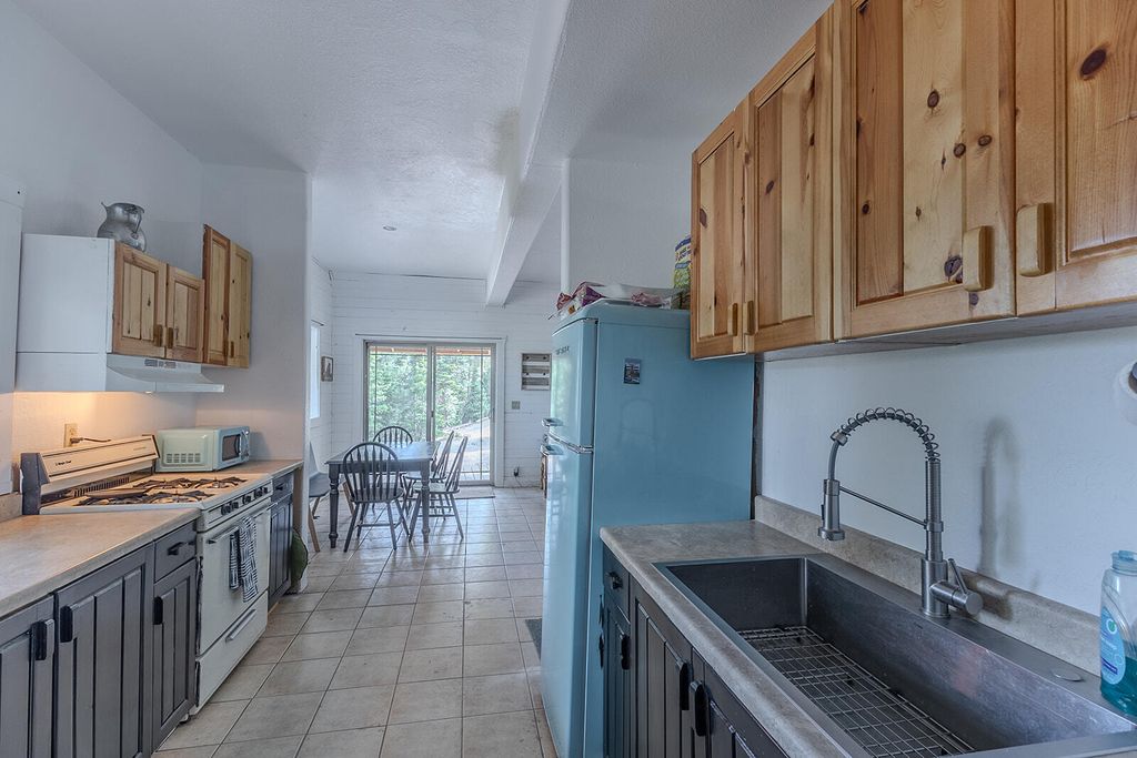 Photo of 1365 W View DR, Duck Creek Village, UT 84762 (MLS # 111974)