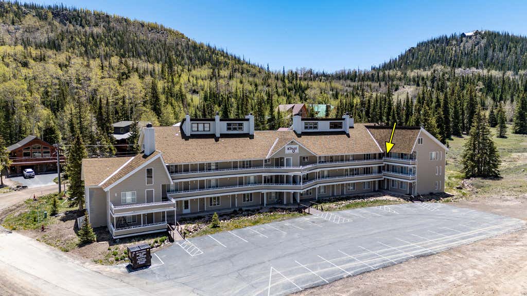 Photo of 681 S Hwy 143 #M8-9, Brian Head, UT 84719 (MLS # 116662)