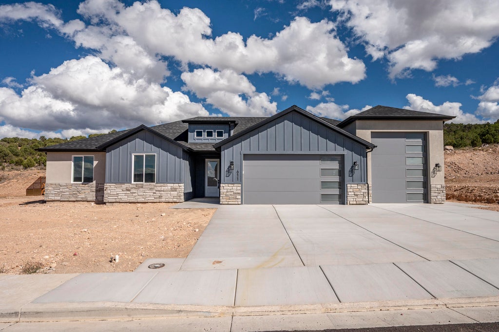 Photo of 611 S Renze Adams ST, Cedar City, UT 84720 (MLS # 116193)