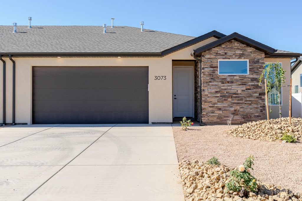 Photo of 3073 W Ekko View Loop Loop, Cedar City, UT 84721 (MLS # 110992)