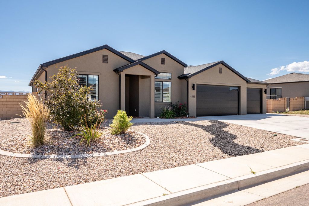 Photo of 4533 W 275 N, Cedar City, UT 84720 (MLS # 113056)