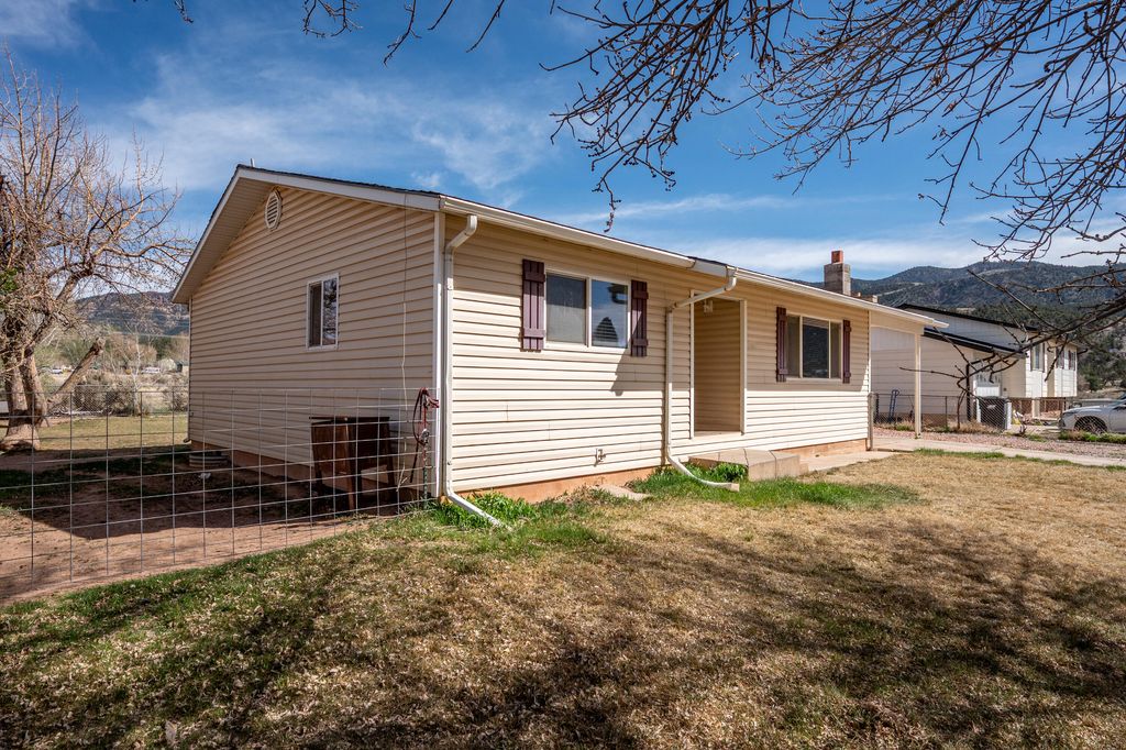 Photo of 273 S 700 W, Parowan, UT 84761 (MLS # 115374)