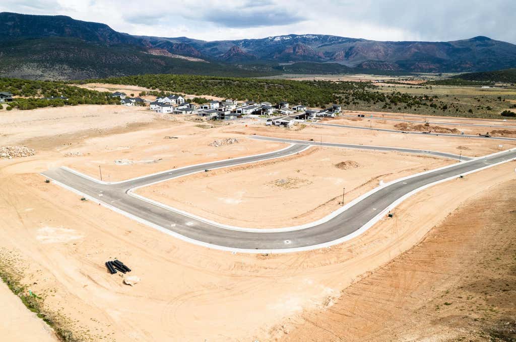 Photo of Valley Circle Lot 76, Cedar City, UT 84720 (MLS # 116478)