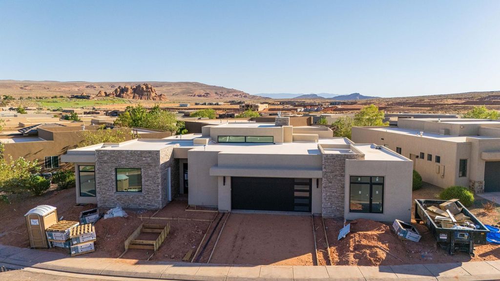Photo of 3172 S Red Sands Way, Hurricane, UT 84737 (MLS # 117247)