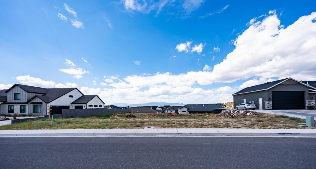 Photo of 1760 S Twilight LN #602, Cedar City, UT 84720 (MLS # 117887)