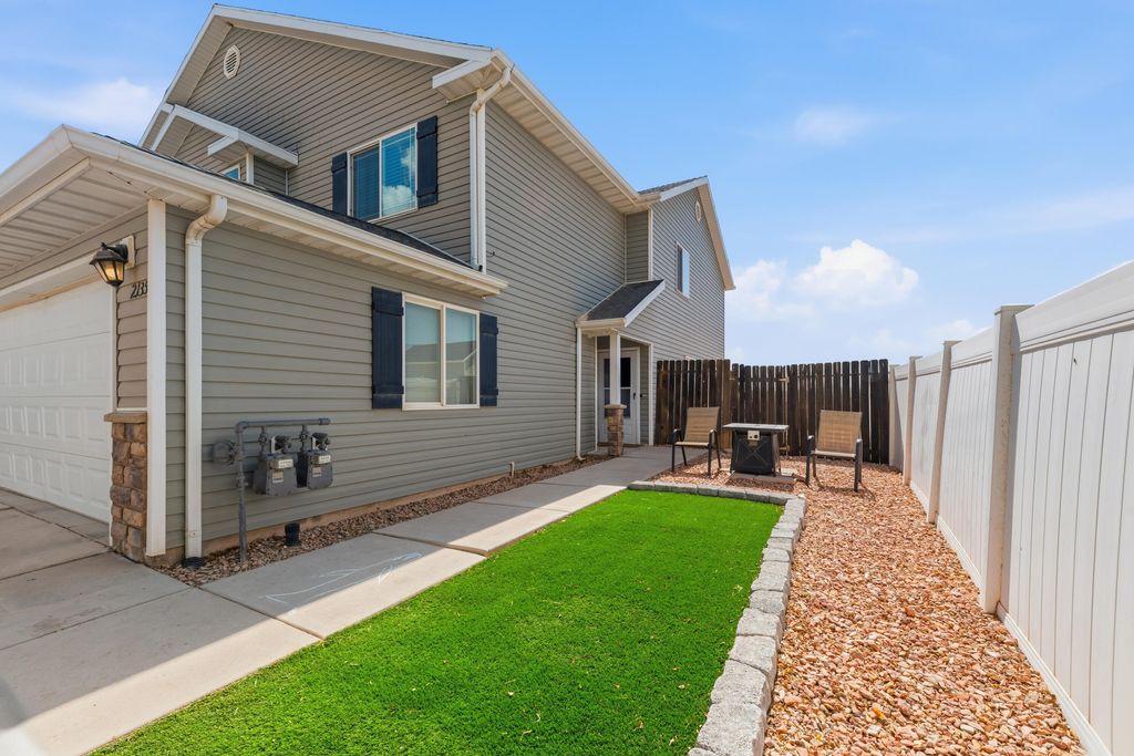 Photo of 2135 N 550 W, Cedar City, UT 84721 (MLS # 117213)