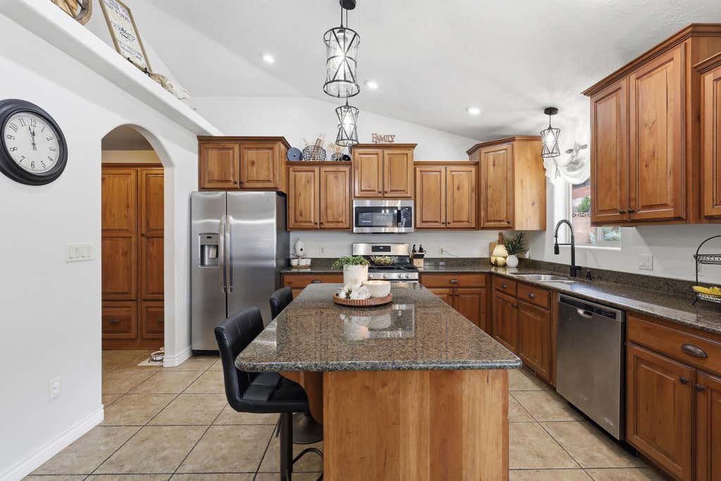 Photo of 1116 E Fiddlers Canyon RD, Cedar City, UT 84721 (MLS # 117211)