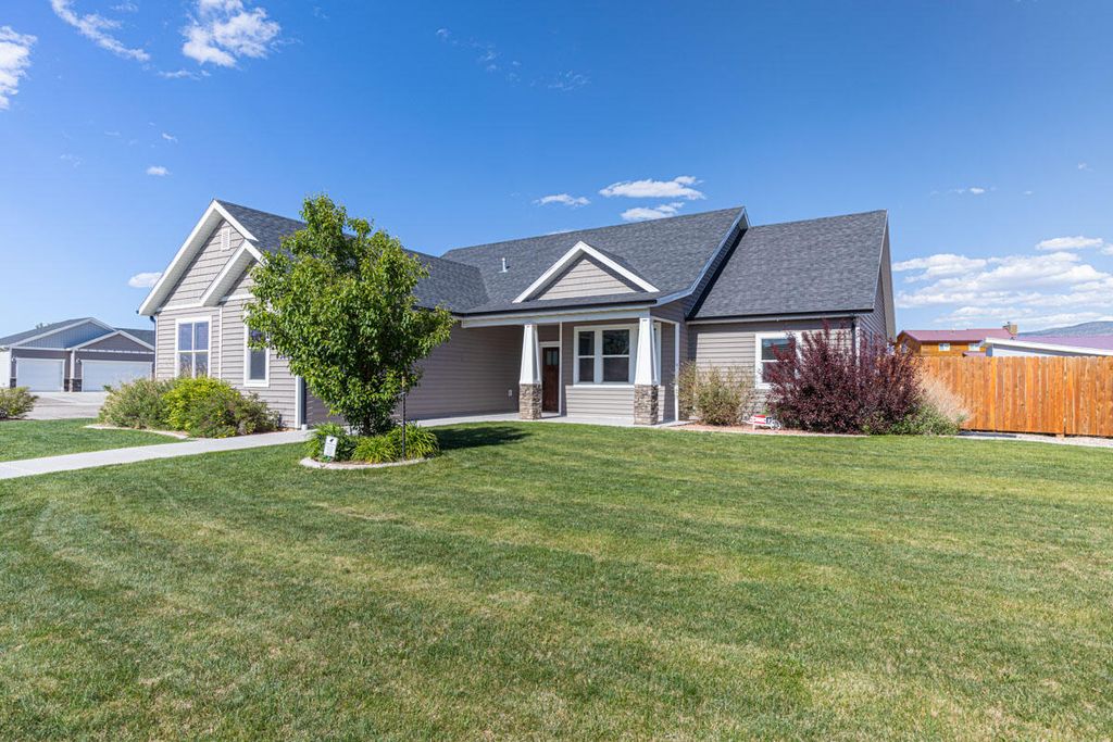 Photo of 4346 N 2400 W, Cedar City, UT 84721 (MLS # 111470)