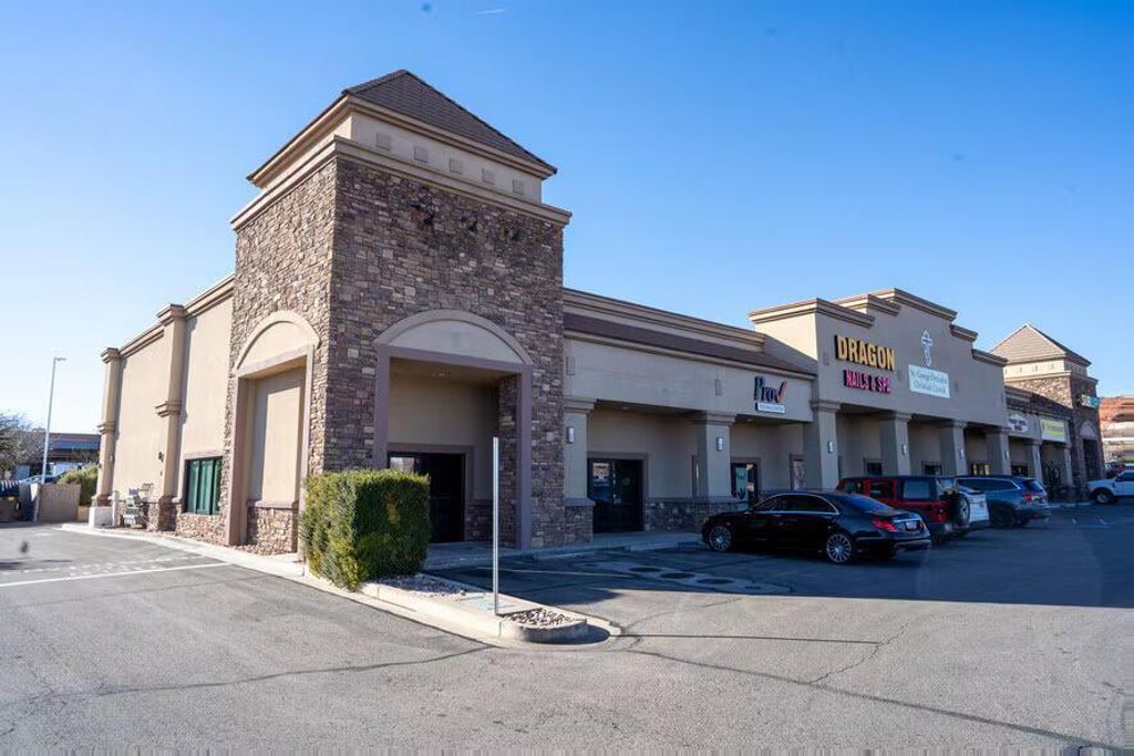 Photo of 2654 E Red Cliffs DR E, Washington, UT 84780 (MLS # 114987)