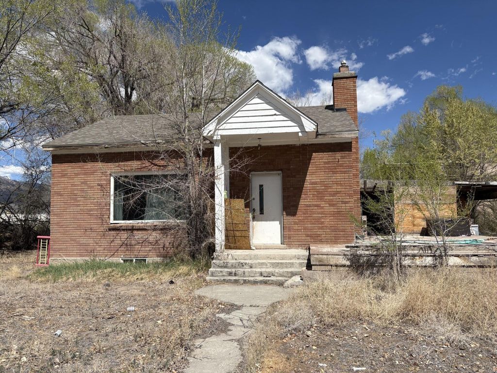 Photo of 146 W 100 St S, Junction, UT 84740 (MLS # 115777)
