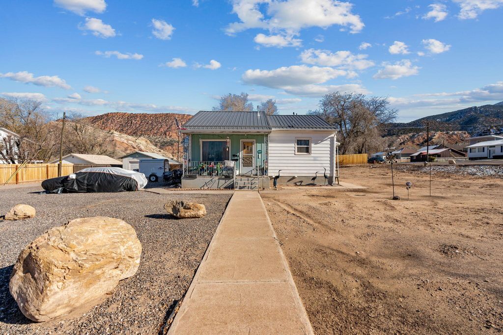 Photo of 189 S 400 E, Cedar City, UT 84720 (MLS # 114019)
