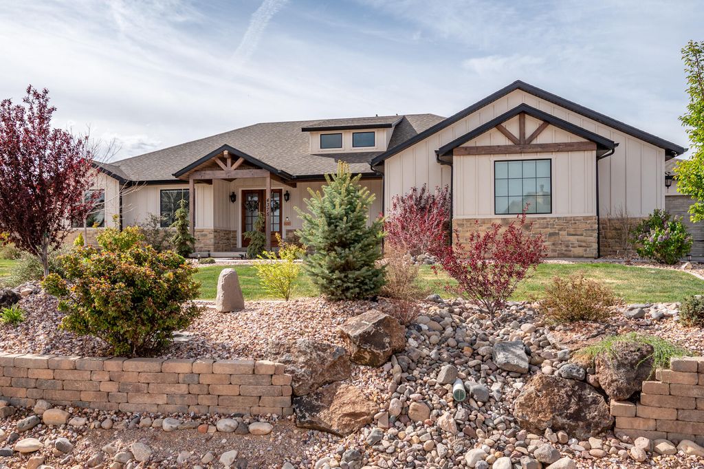 Photo of 4375 W 1650 S, Cedar City, UT 84720 (MLS # 115612)