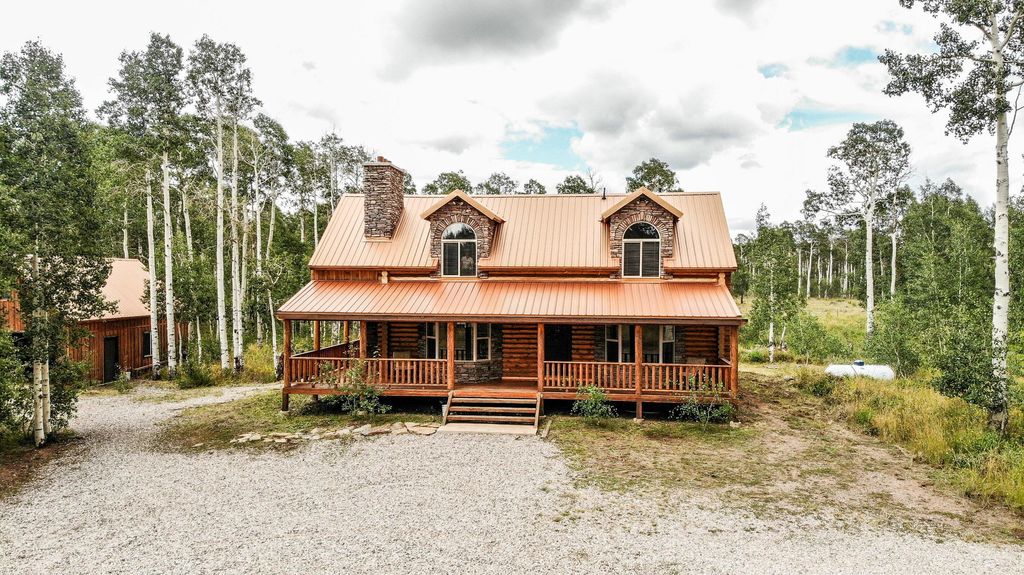 Photo of 4407 S 2375 E, Cedar City, UT 84720 (MLS # 113459)