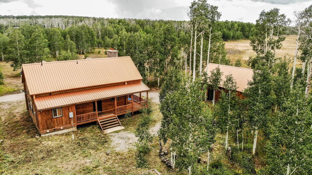 Photo of 4407 S 2375 E, Cedar City, UT 84720 (MLS # 113459)