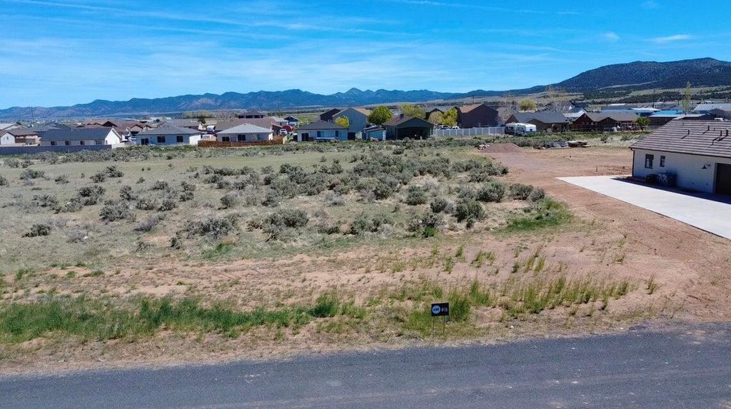 Photo of 1.01 Acre Parcel #E-CWR-2-16, Enterprise, UT 84725 (MLS # 115712)