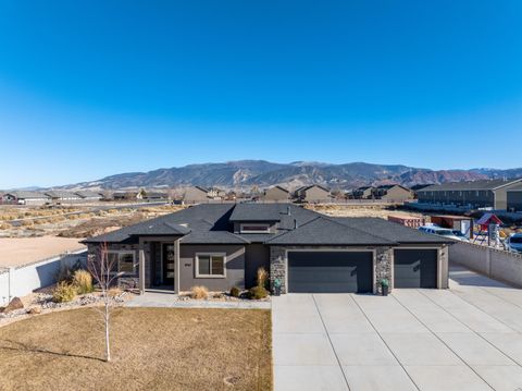 Photo of 1742 N 3175 W W, Cedar City, UT 84721 (MLS # 114141)