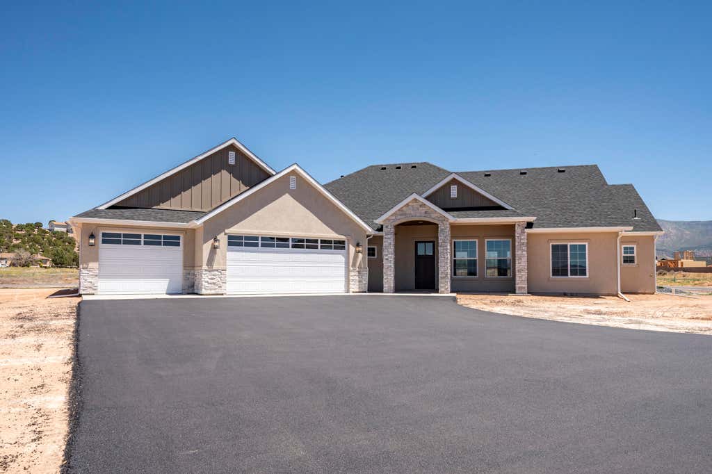 Photo of 4180 W 1900 S, Cedar City, UT 84720 (MLS # 116753)