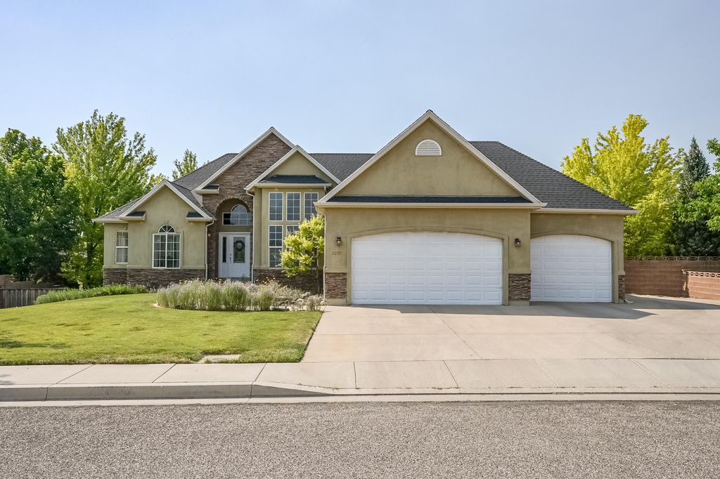 Photo of 2258 W 700 S, Cedar City, UT 84720 (MLS # 112021)