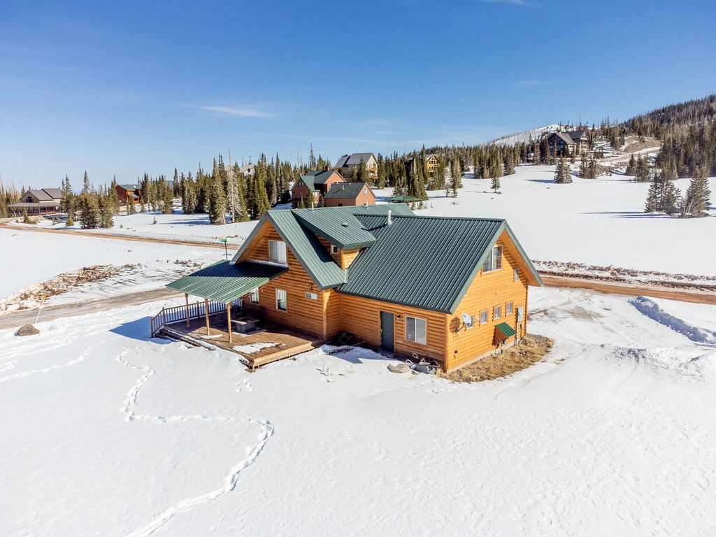 Photo of 674 E Park-U Pine Walk Walk, Brian Head, UT 84719 (MLS # 114634)
