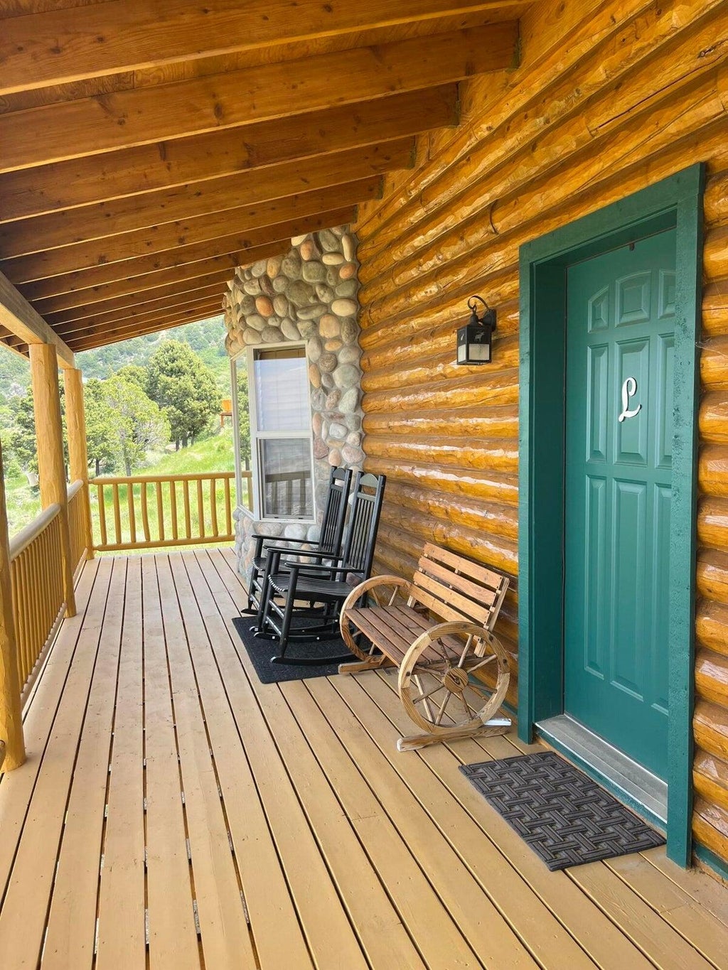Photo of 1134 E High Valley View CIR, Cedar City, UT 84720 (MLS # 117820)