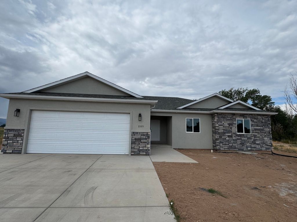 Photo of 3335 N Westward Ave, Enoch, UT 84721 (MLS # 112282)