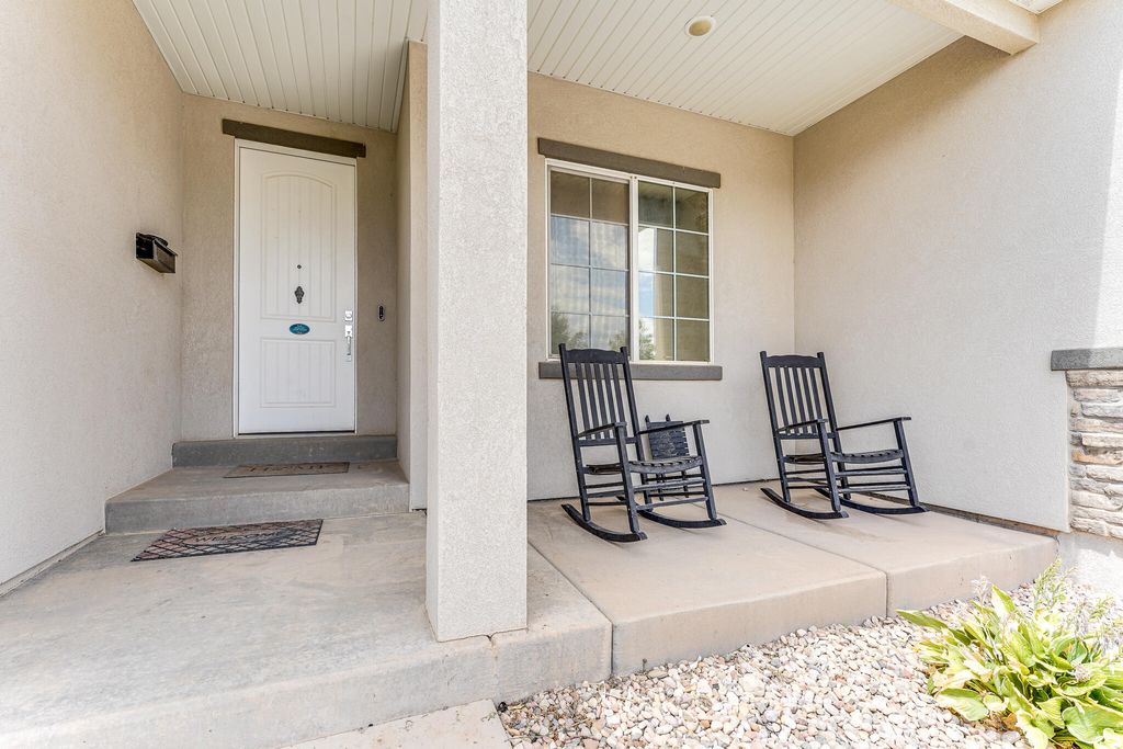 Photo of 3761 Native Dancer DR, Cedar City, UT 84721 (MLS # 113130)