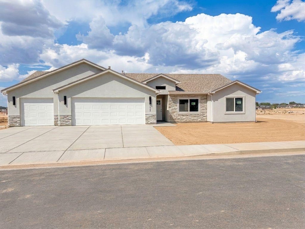 Photo of 4452 W 75 S, Cedar City, UT 84720 (MLS # 116624)