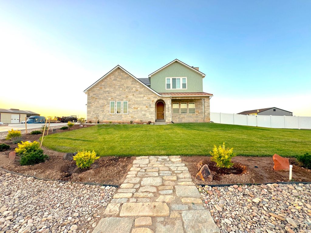 Photo of 2484 W 3750 North, Cedar City, UT 84721 (MLS # 111475)