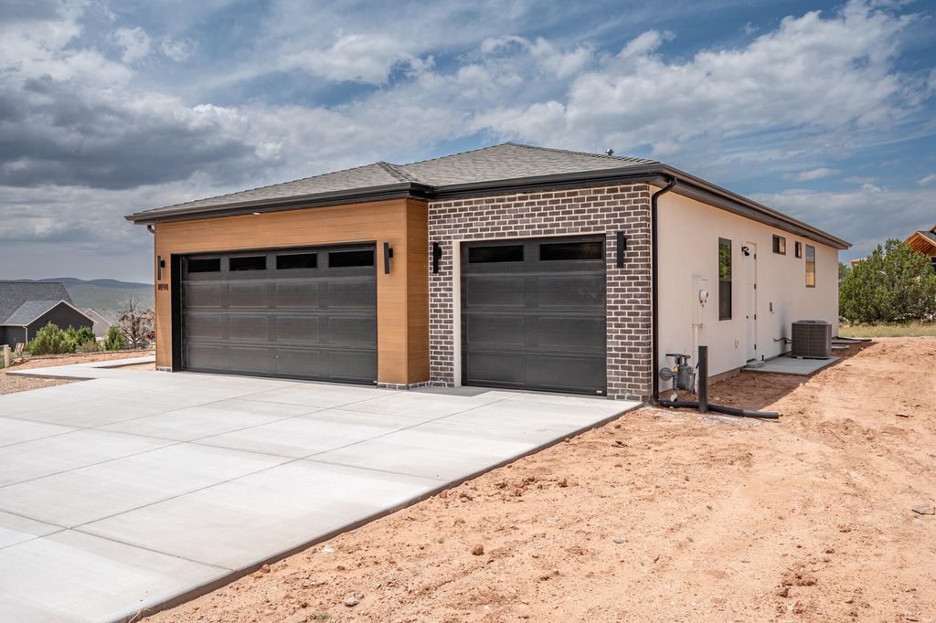 Photo of 1898 S Oak Springs RD, Cedar City, UT 84720 (MLS # 111177)