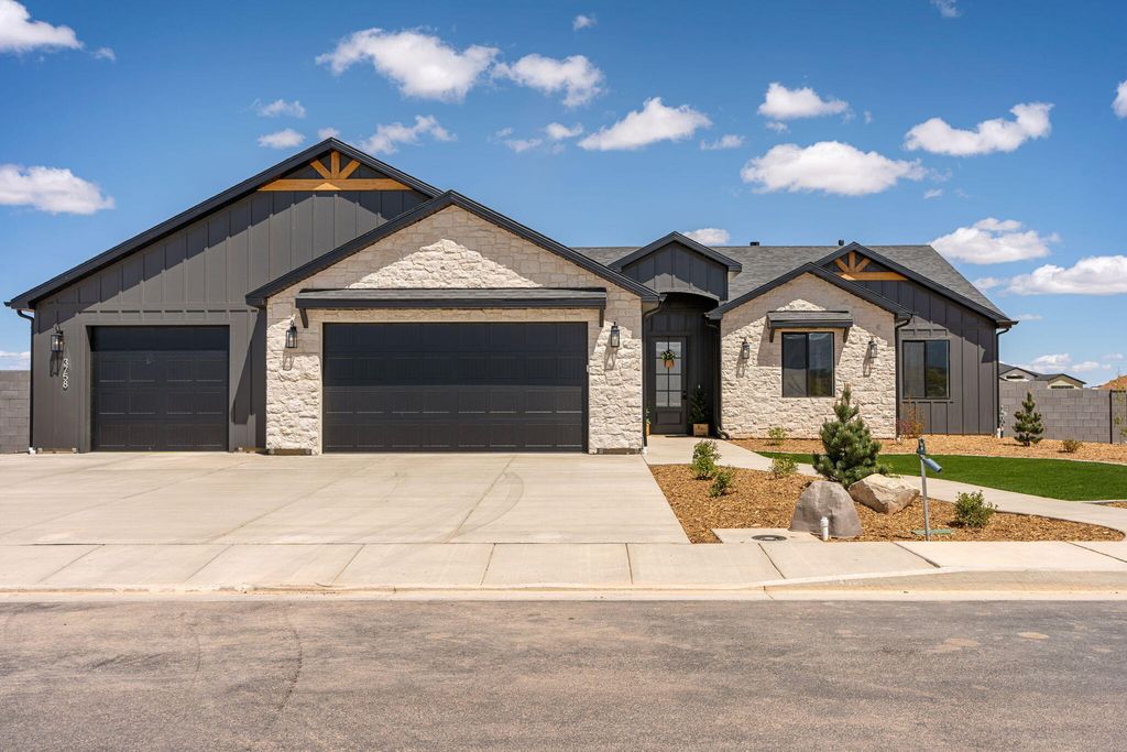 Photo of 3758 W 925 N, Cedar City, UT 84721 (MLS # 115157)