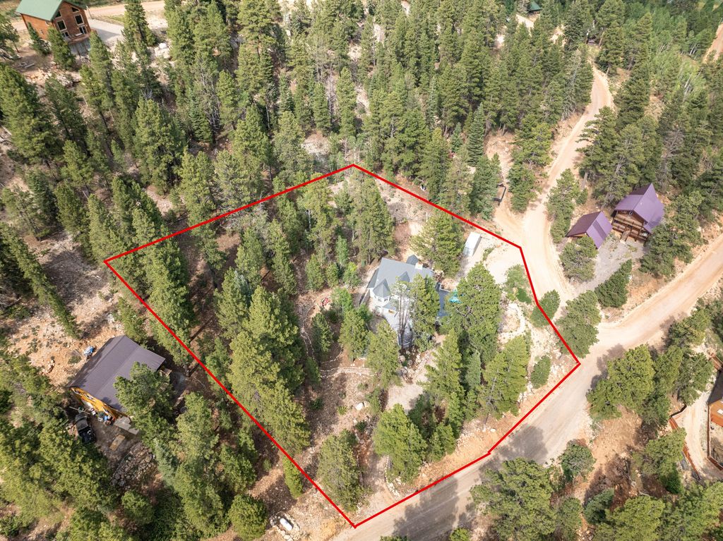 Photo of 1675 E Strawberry Creek CIR, Duck Creek Village, UT 84762 (MLS # 114680)