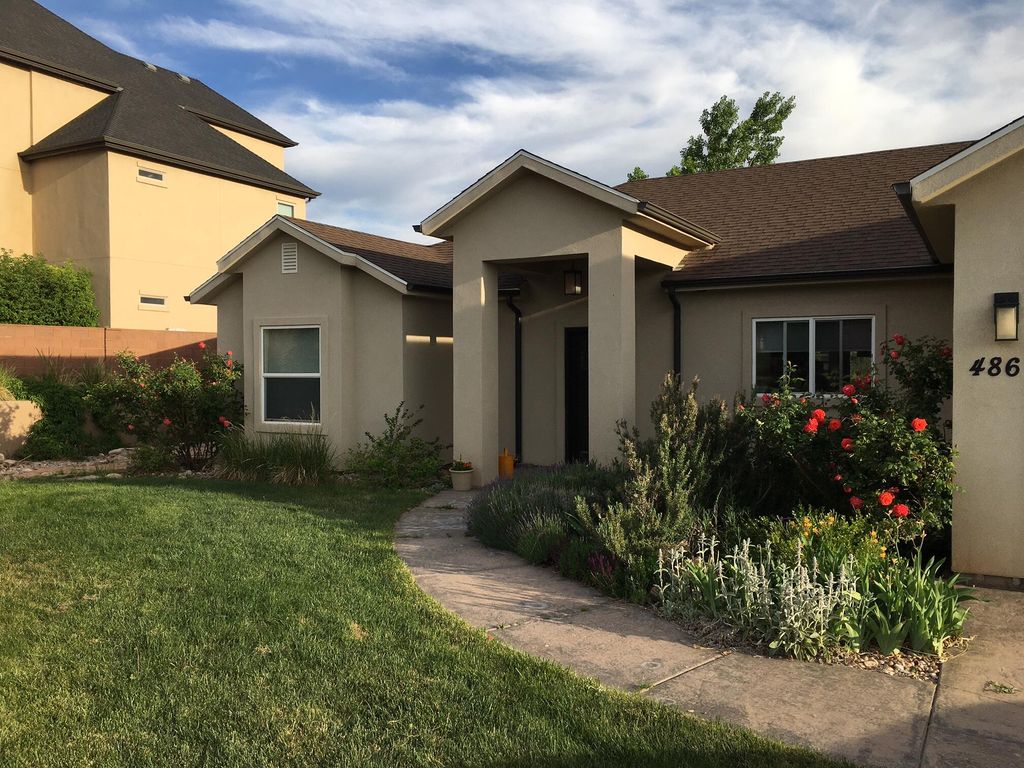 Photo of 486 E Hillview DR, Cedar City, UT 84721 (MLS # 114478)